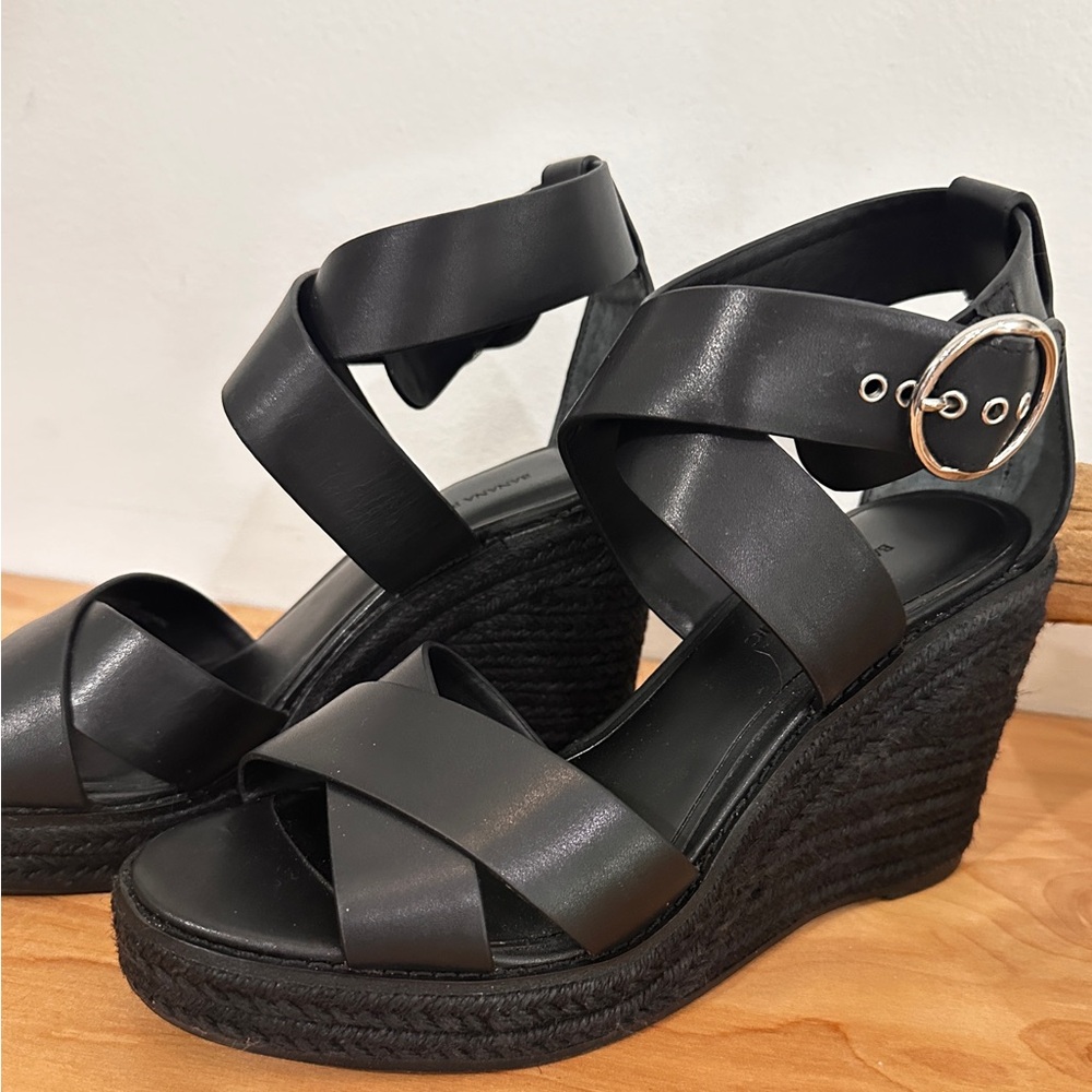 Banana Republic Leather
Espadrilles New - Picture 9 of 12
